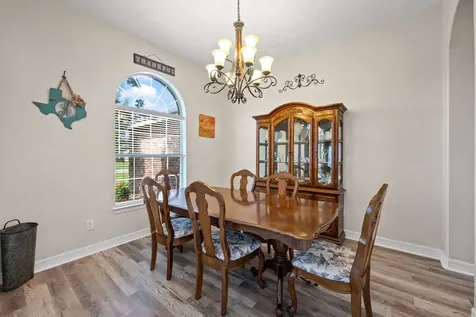 2010 Caroline Avenue Baytown TX 77523
