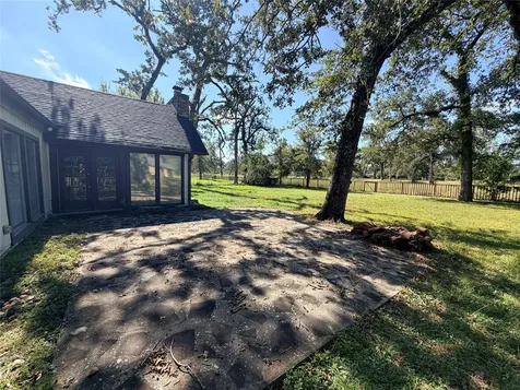 1607 Chestnut Ridge Road Houston TX 77339