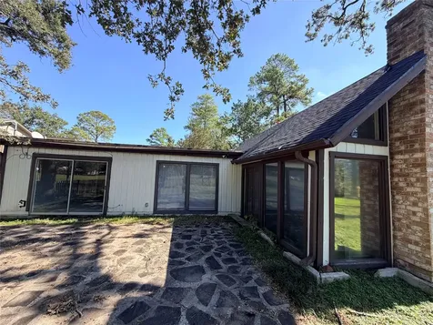 1607 Chestnut Ridge Road Houston TX 77339