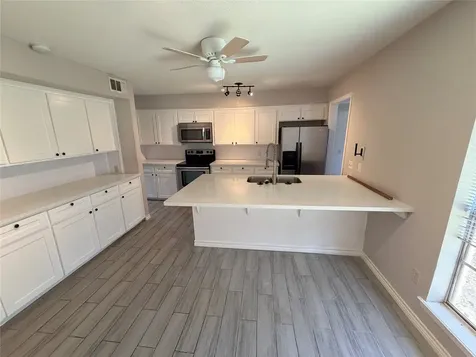 1607 Chestnut Ridge Road Houston TX 77339