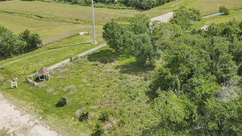 301 N 13th Street La Porte TX 77571