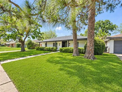 5642 Warm Springs Road Houston TX 77035