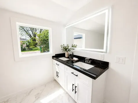 5642 Warm Springs Road Houston TX 77035