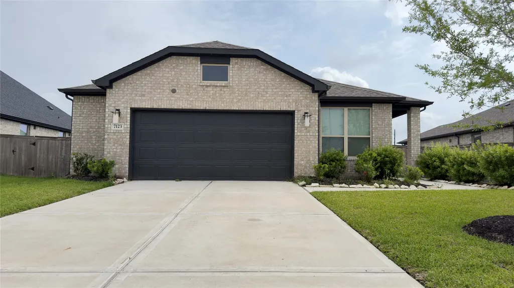 7123 Glennwick Grove Lane Richmond TX 77469