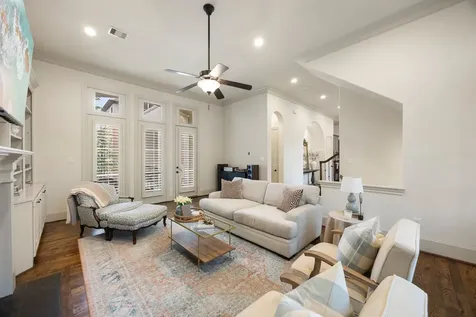310 W Bell Street Houston TX 77019