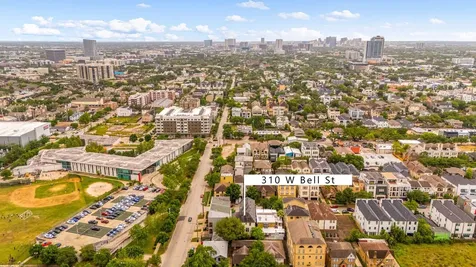 310 W Bell Street Houston TX 77019