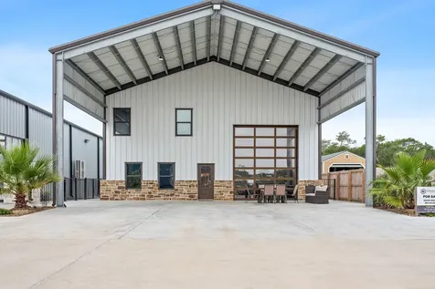 72 Circle Hook Port O Connor TX 77982