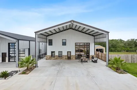 72 Circle Hook Port O Connor TX 77982