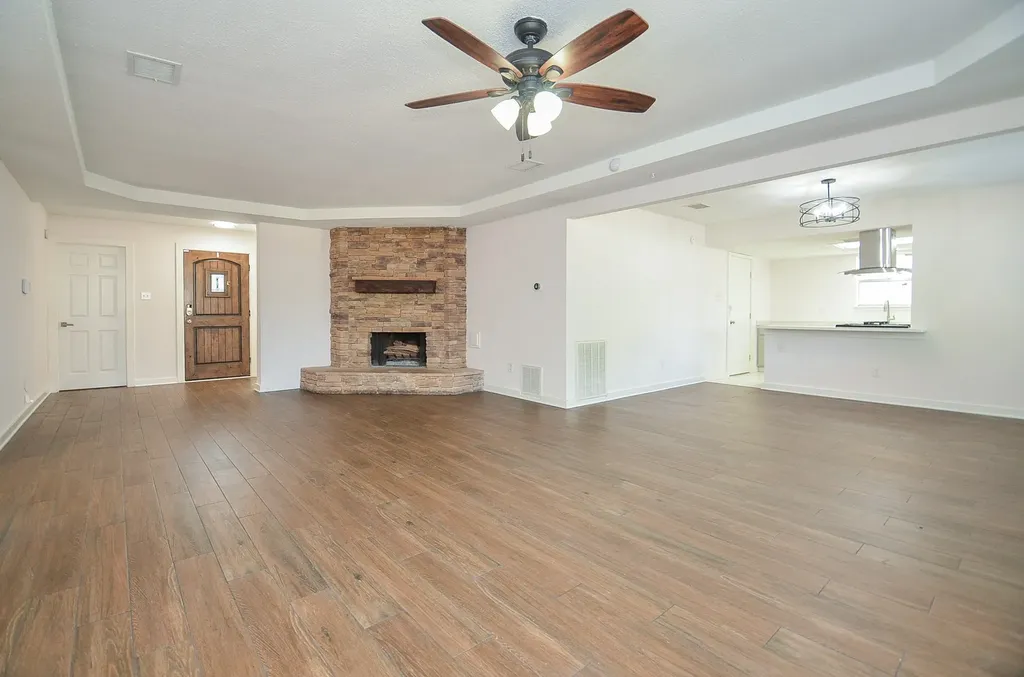 3722 Brier Gardens Drive Houston TX 77082
