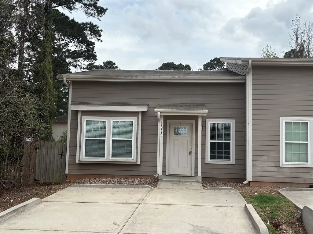 16839 Balmoral Montgomery TX 77316