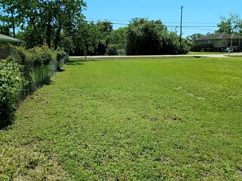 0 Fairwood Road Hitchcock TX 77563