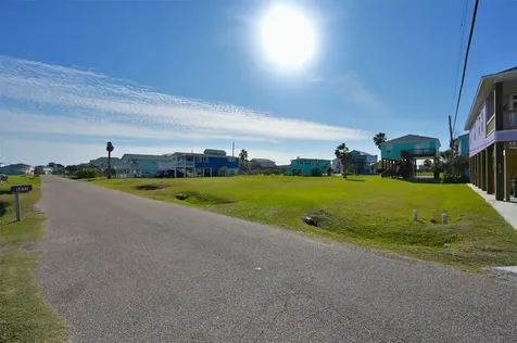 4024A Surf Drive Galveston TX 77554