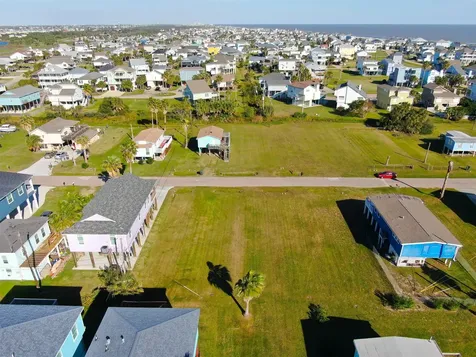 4024A Surf Drive Galveston TX 77554