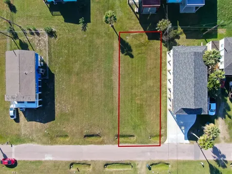 4024A Surf Drive Galveston TX 77554