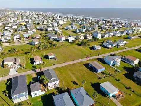 4024A Surf Drive Galveston TX 77554