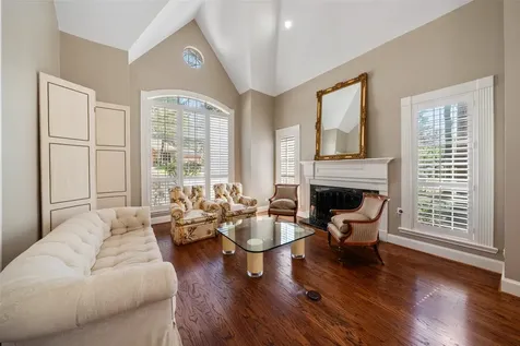 22 Royal Dalton Circle Conroe TX 77304