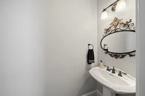 22 Royal Dalton Circle Conroe TX 77304