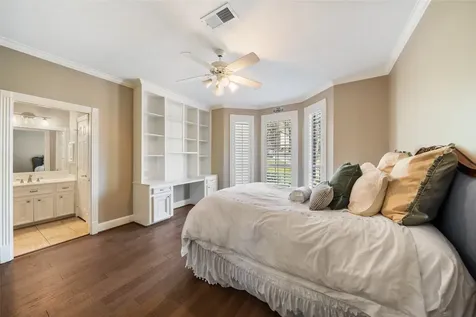 22 Royal Dalton Circle Conroe TX 77304