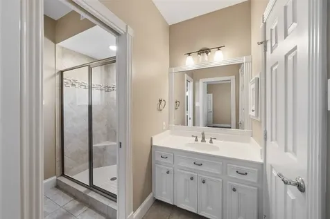 22 Royal Dalton Circle Conroe TX 77304