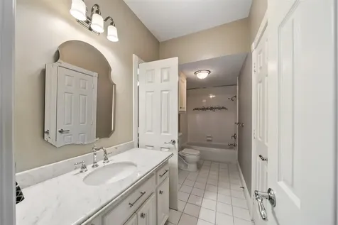 22 Royal Dalton Circle Conroe TX 77304