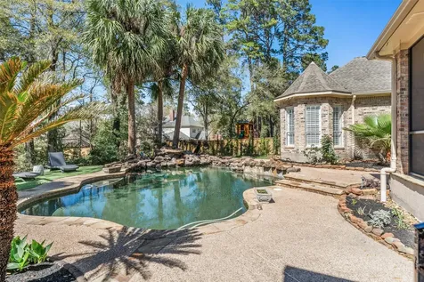 22 Royal Dalton Circle Conroe TX 77304