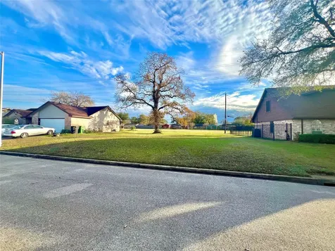 1115 Gardendale Drive Houston TX 77018