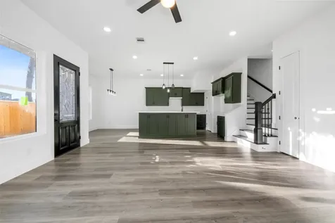 1310 Duff Lane Houston TX 77022