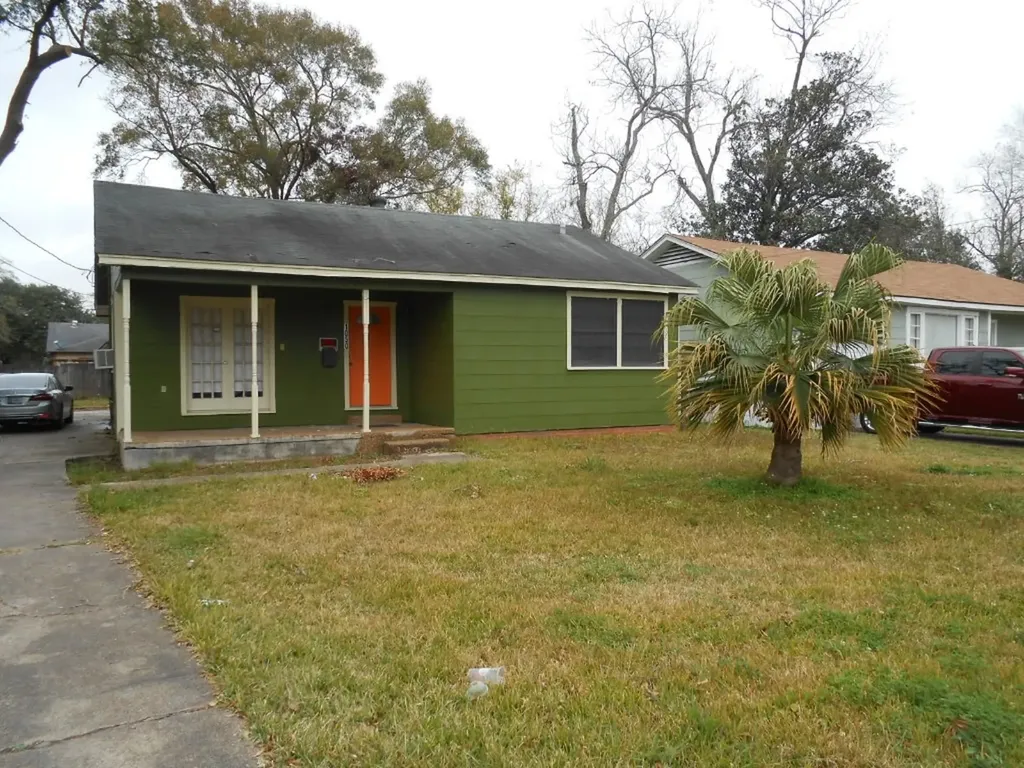 1050 Boyd Street Beaumont TX 77705