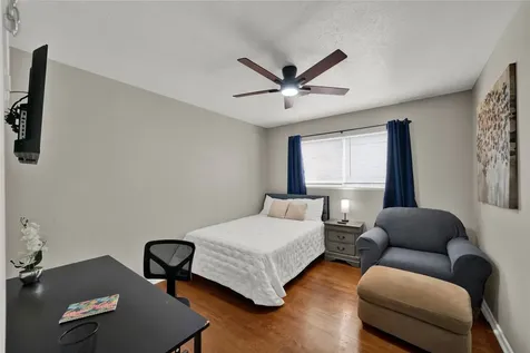 5818 Schevers Street Houston TX 77033