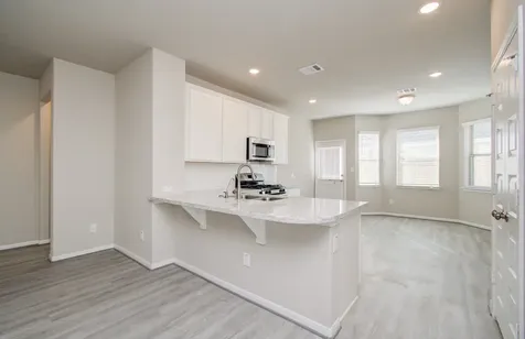 8411 Beacon Bay Circle Baytown TX 77523