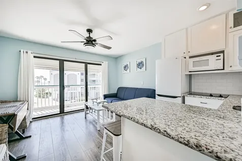 6102 Seawall Boulevard 208 Galveston TX 77551