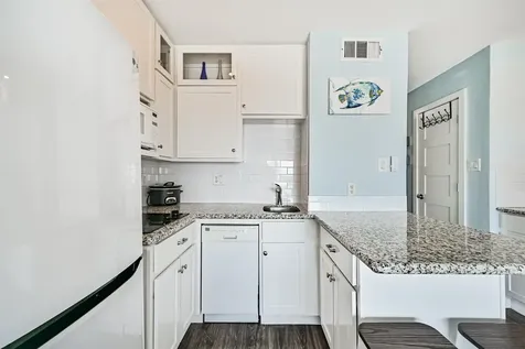 6102 Seawall Boulevard 208 Galveston TX 77551