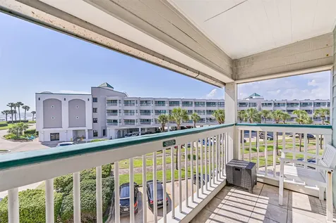 6102 Seawall Boulevard 208 Galveston TX 77551