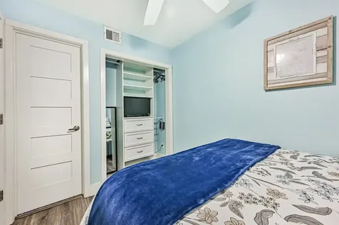 6102 Seawall Boulevard 208 Galveston TX 77551