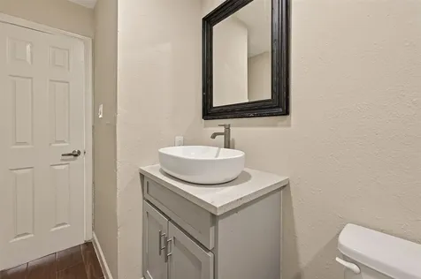711 Blue Rock Court Houston TX 77060