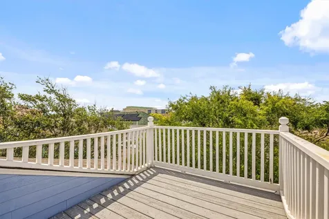 2415 Avenue O 1/2 Galveston TX 77550