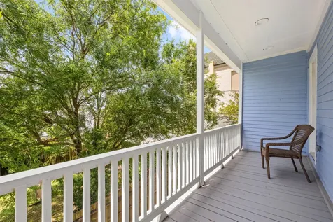 2415 Avenue O 1/2 Galveston TX 77550