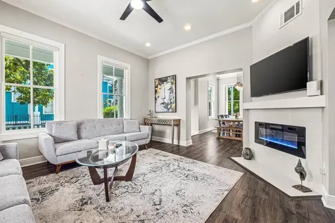 2415 Avenue O 1/2 Galveston TX 77550