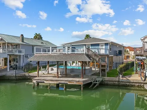214 Sampan Drive Tiki Island TX 77554