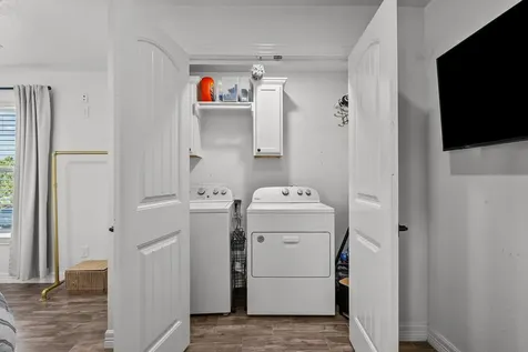 214 Sampan Drive Tiki Island TX 77554