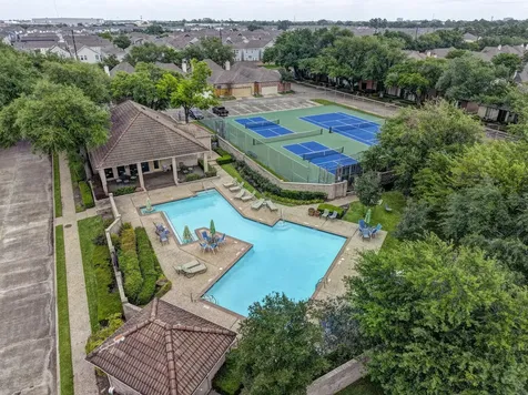 9943 Kemp Forest Drive Houston TX 77080