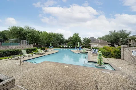 9943 Kemp Forest Drive Houston TX 77080