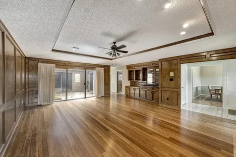 9943 Kemp Forest Drive Houston TX 77080