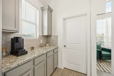 4238 Redford Valley Road Rosharon TX 77583