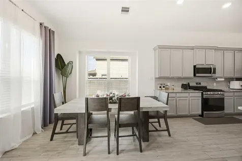 4238 Redford Valley Road Rosharon TX 77583
