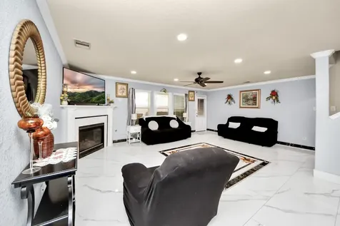 10207 Moonset Lane Houston TX 77016