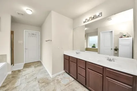 10207 Moonset Lane Houston TX 77016