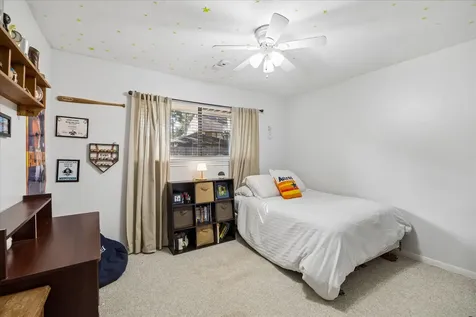 3903 Valley Haven Drive Houston TX 77339