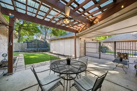 3903 Valley Haven Drive Houston TX 77339