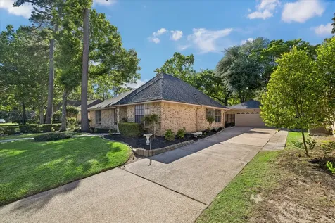 3903 Valley Haven Drive Houston TX 77339